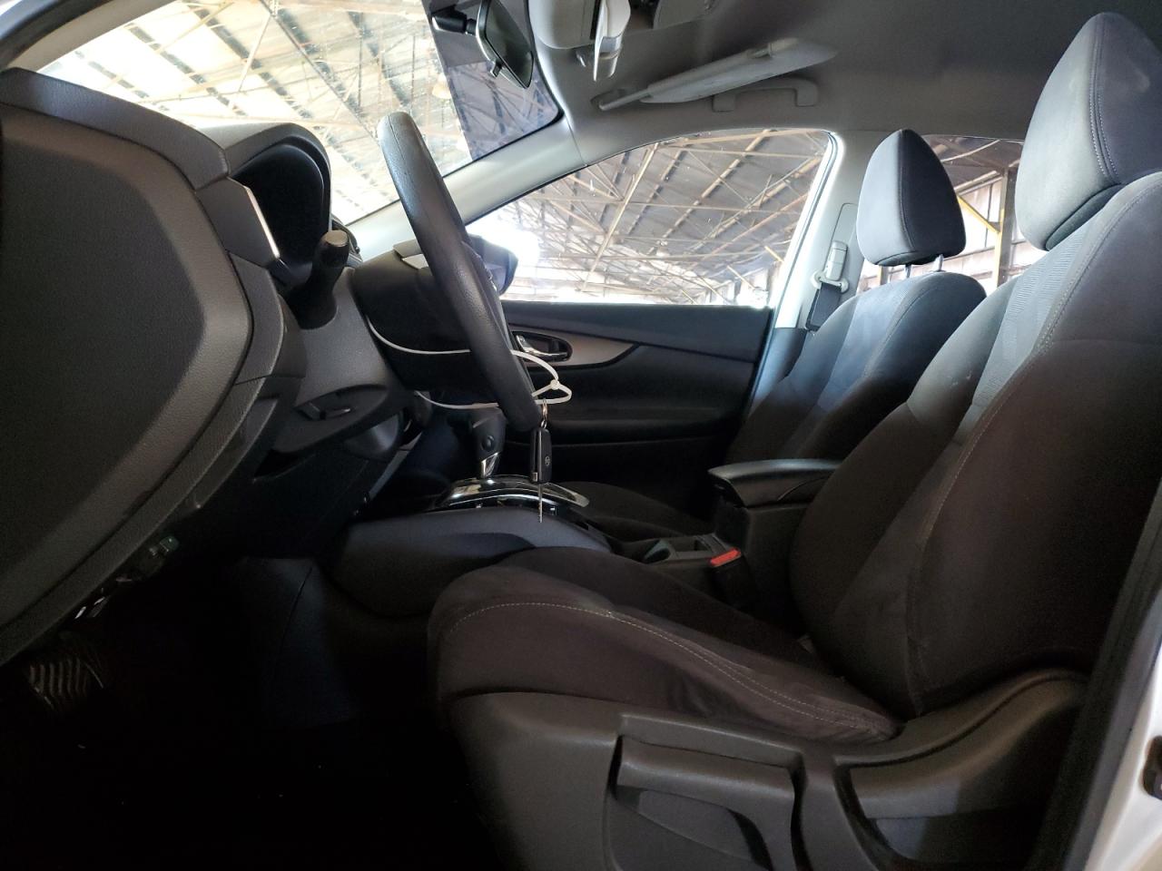 2015 Nissan Rogue - Image 7