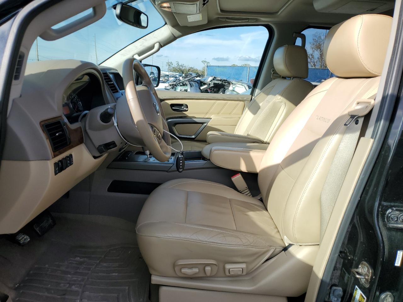 2015 Nissan Armada - Image 7