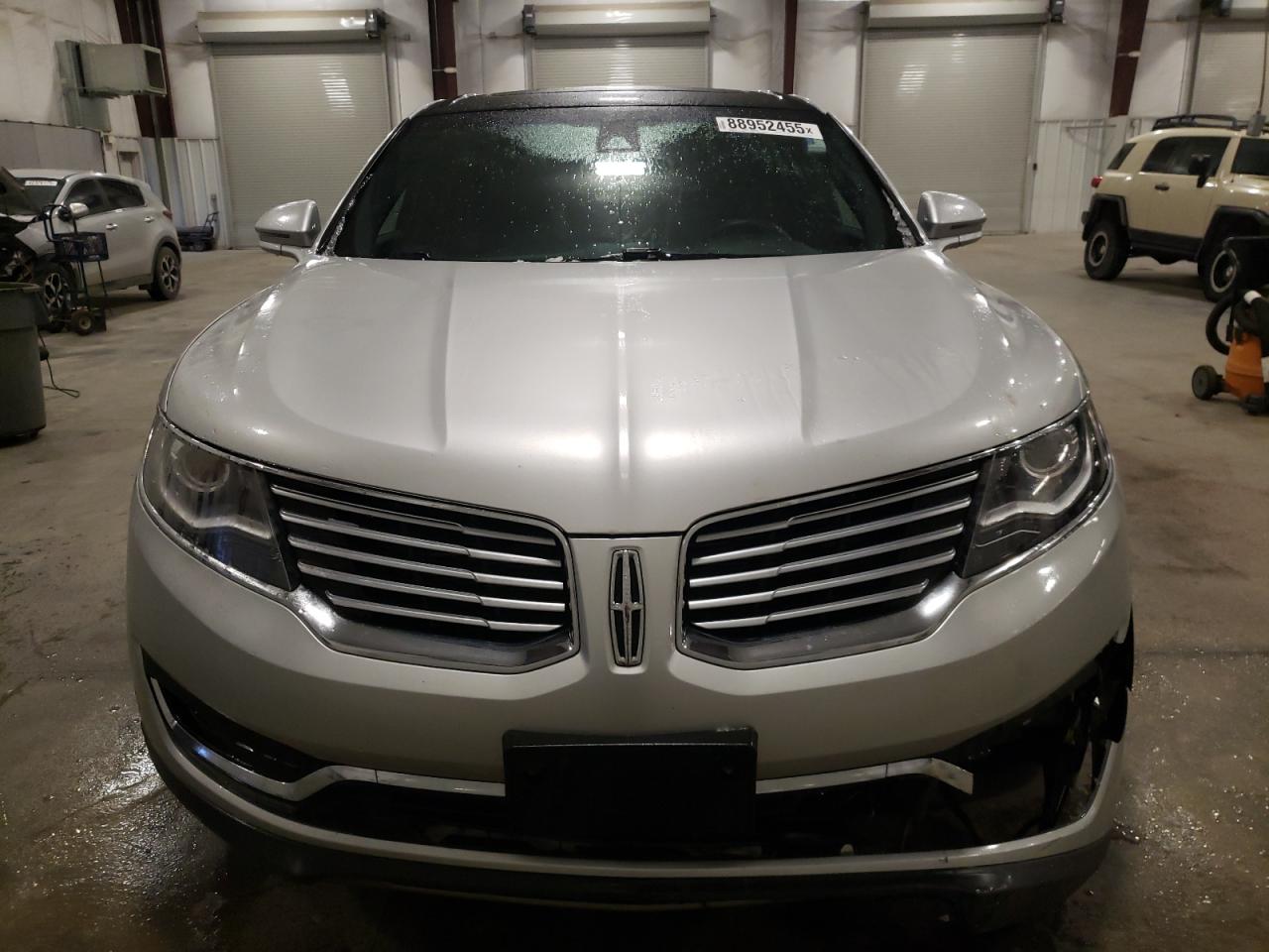 2017 Lincoln MKX - Image 5