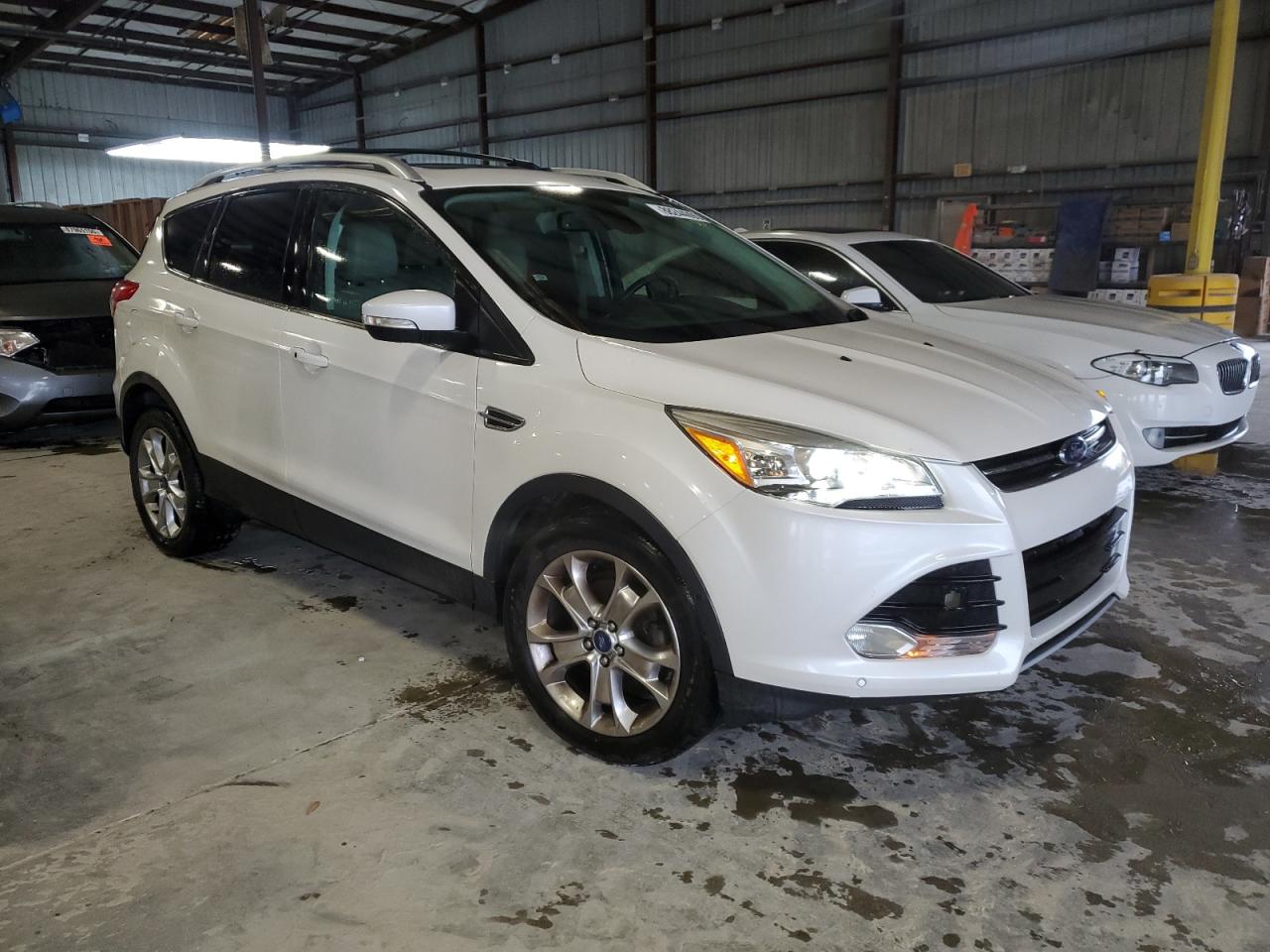 VIN 1FMCU0JX3EUA21675 2014 FORD ESCAPE no.4