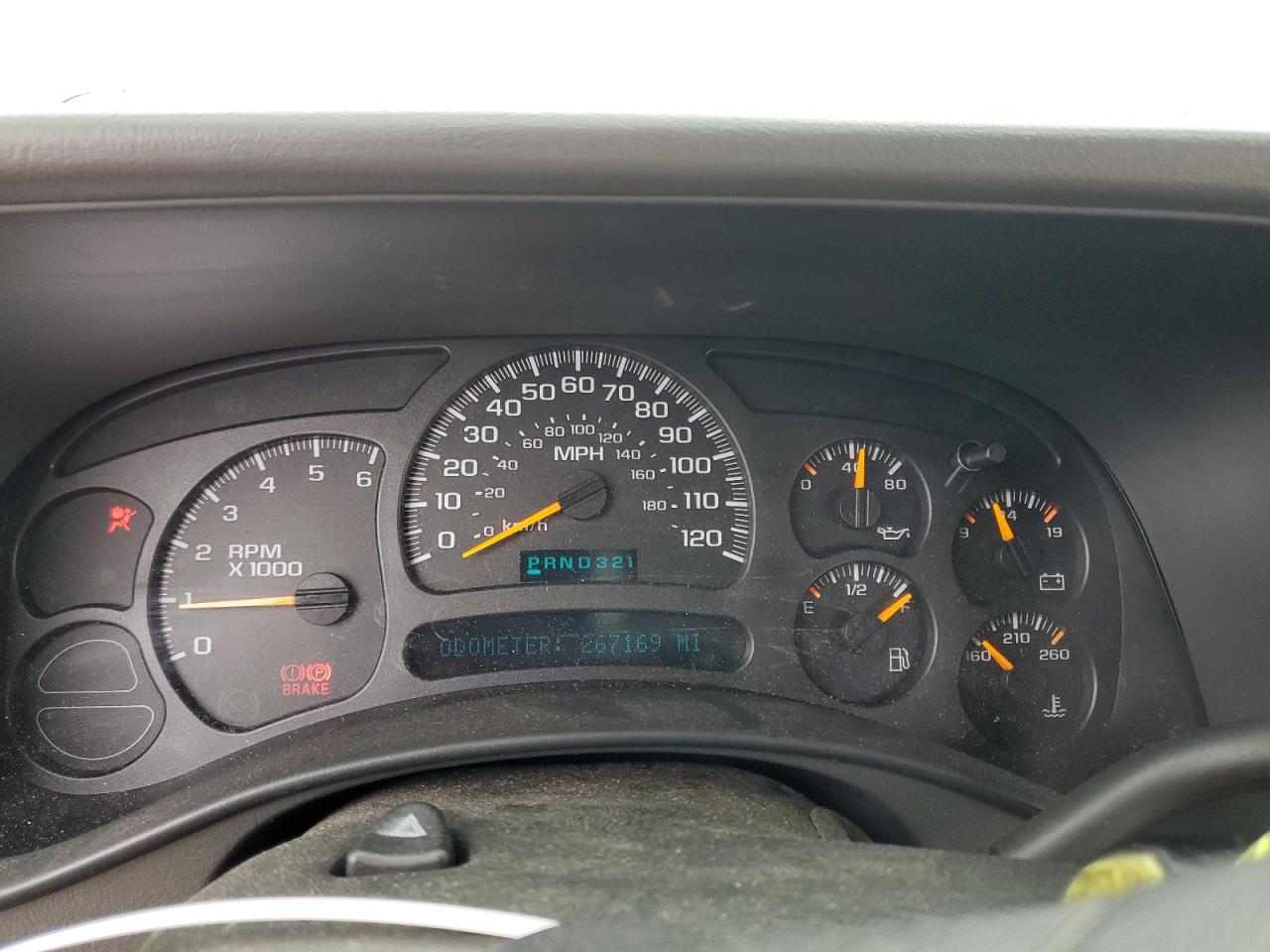 2005 Chevrolet Tahoe - Image 9