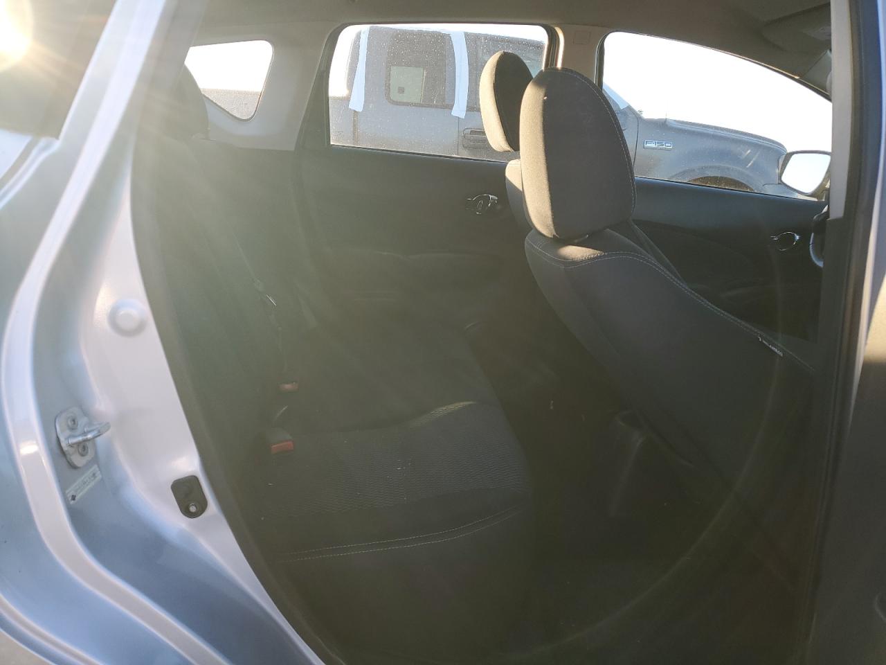 2018 Nissan Versa - Image 10
