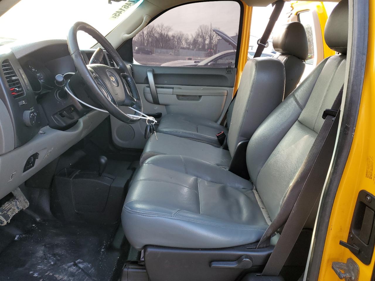 2012 Chevrolet Silverado - Image 7