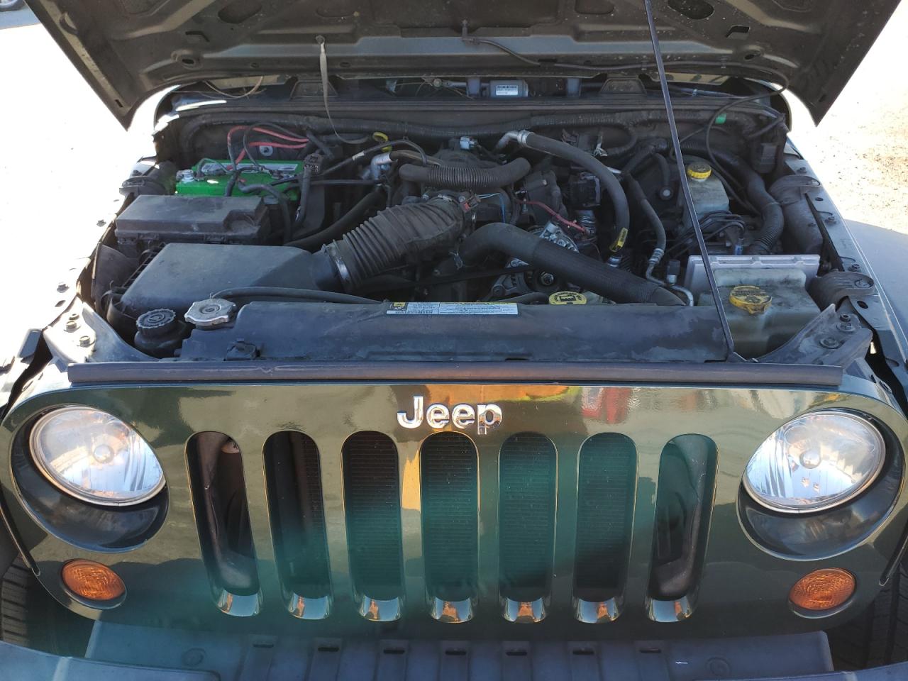 2010 Jeep Wrangler - Image 14