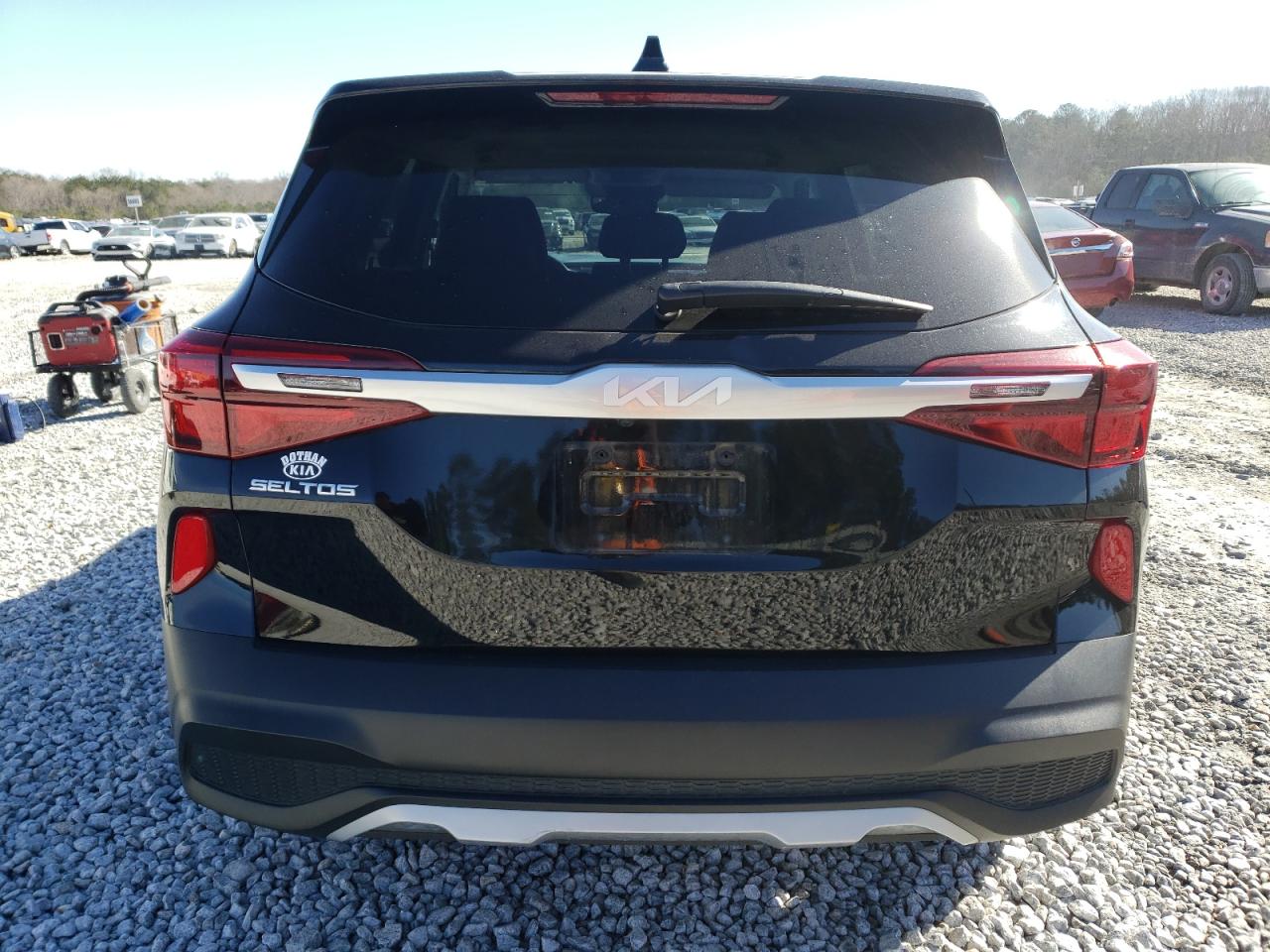 2023 Kia Seltos - Image 6