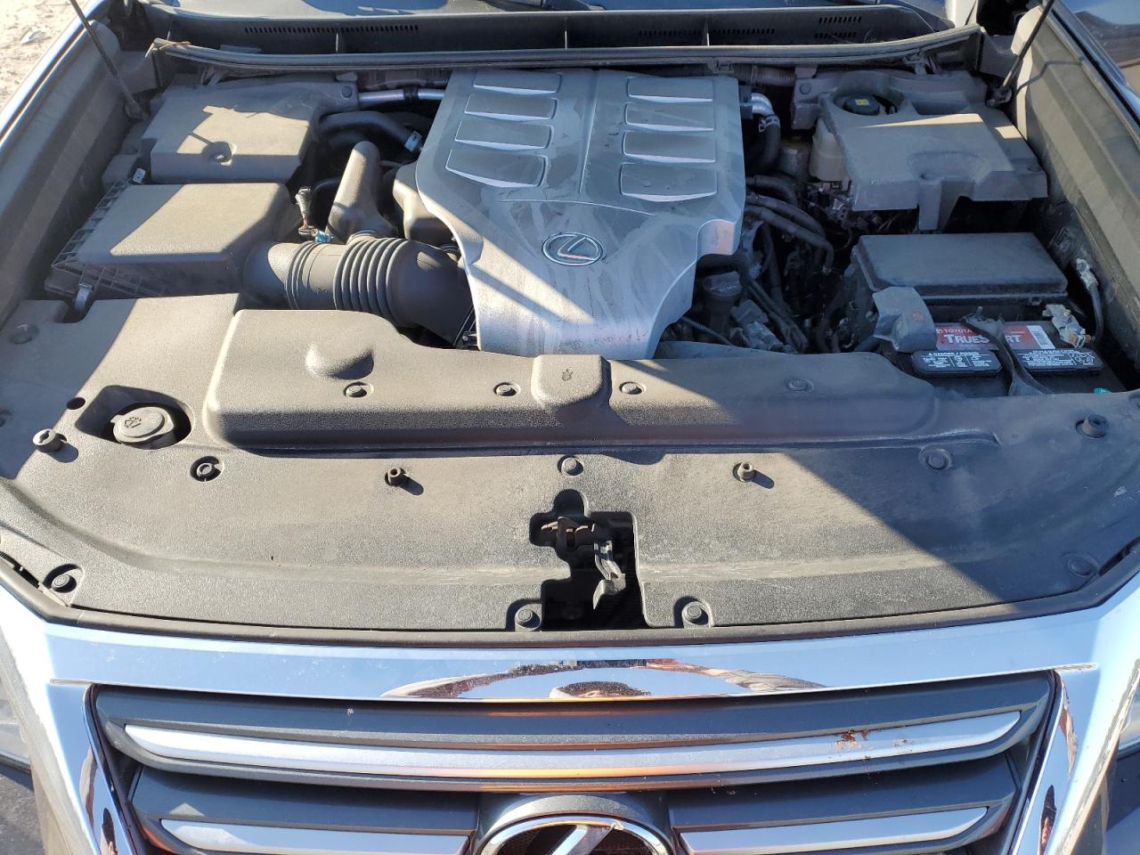 2017 Lexus GX - Image 13