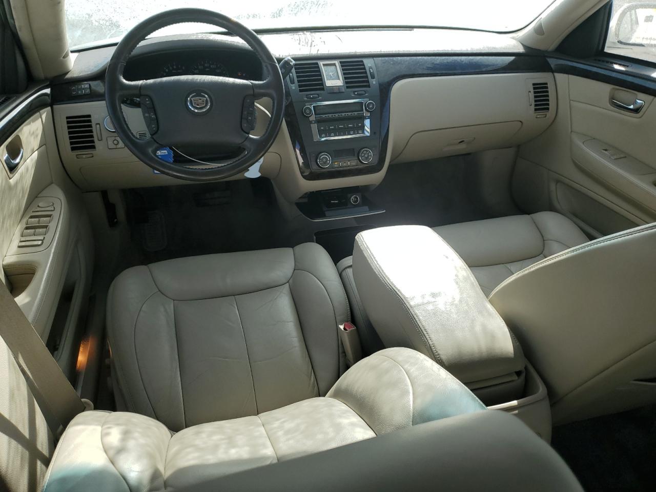 2008 Cadillac Dts VIN: 1G6KD57Y58U113570 Lot: 70305935