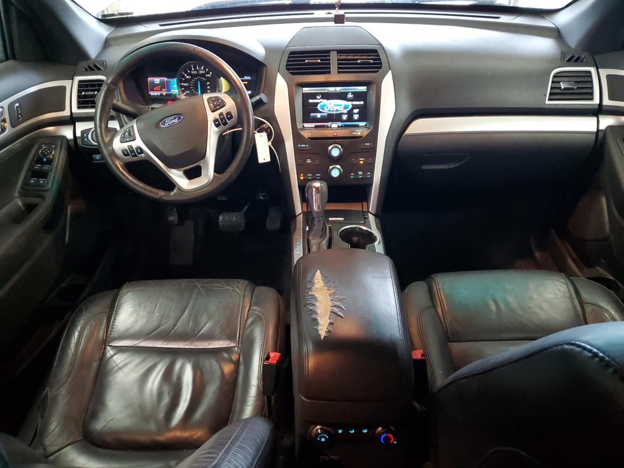 2014 Ford Explorer - Image 8