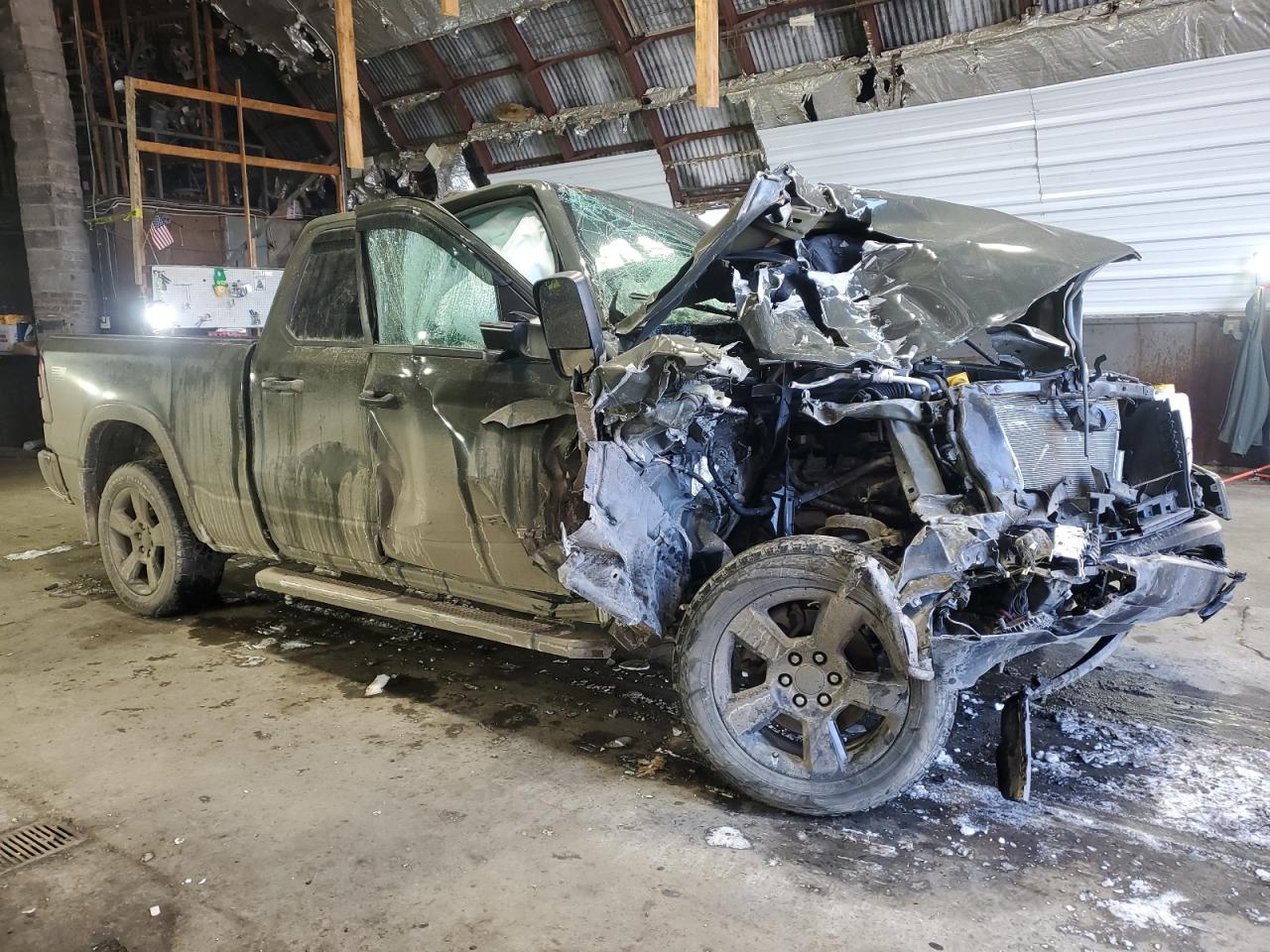 2021 RAM 1500 - Image 4