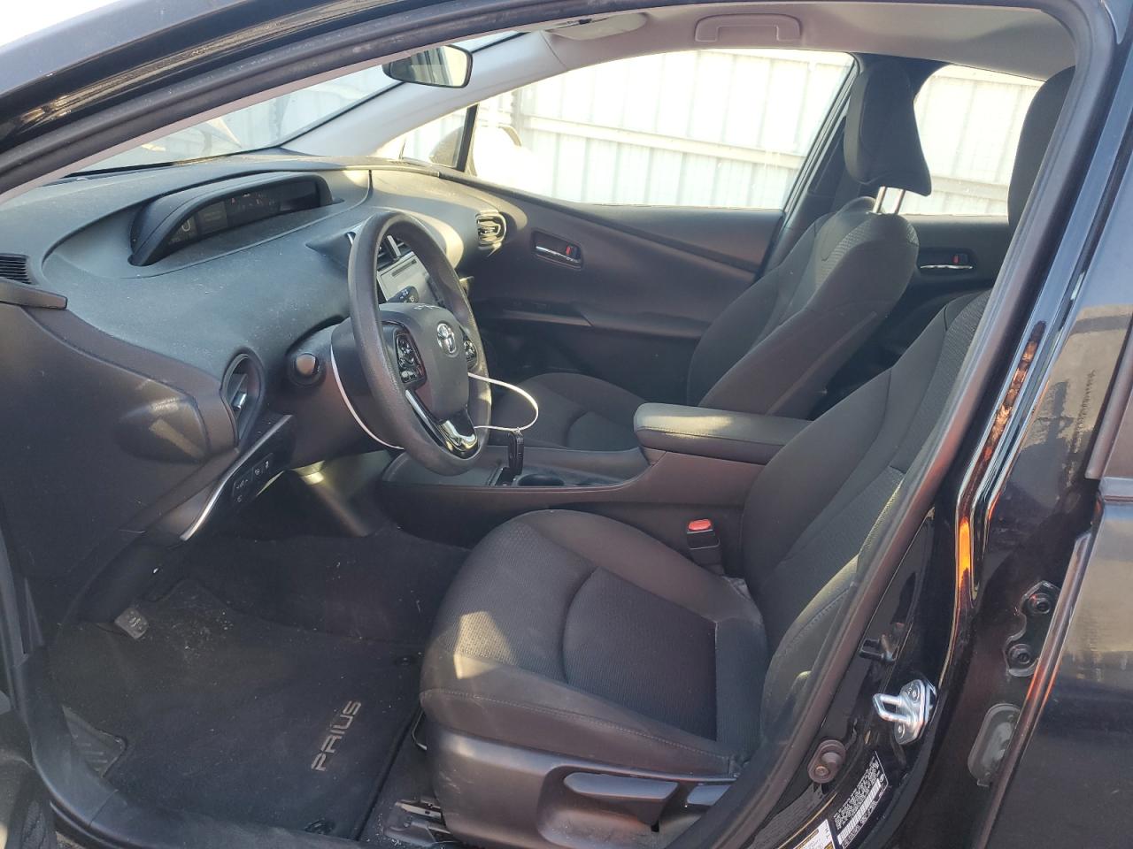 2019 Toyota Prius - Image 7