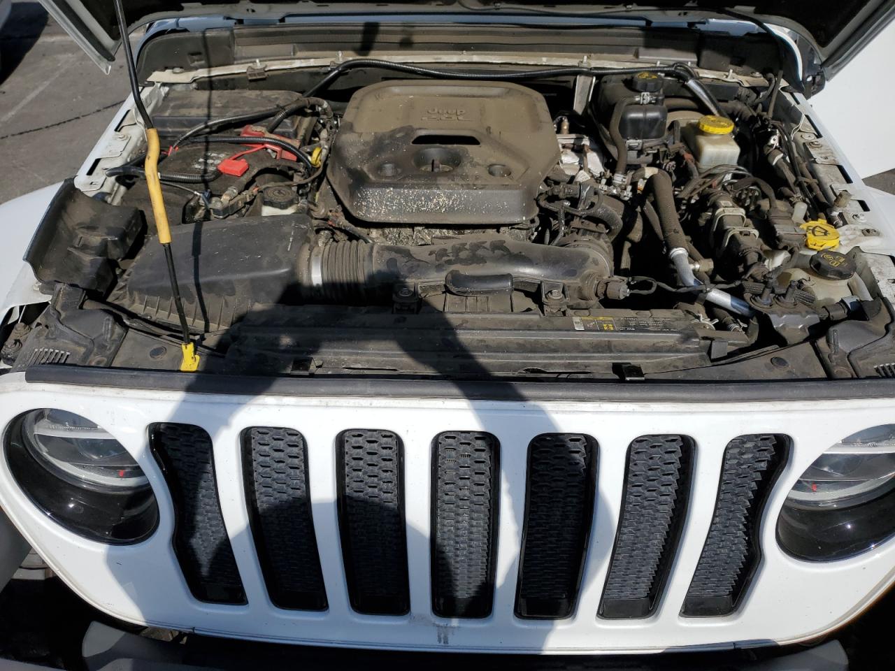 2019 Jeep Wrangler - Image 12