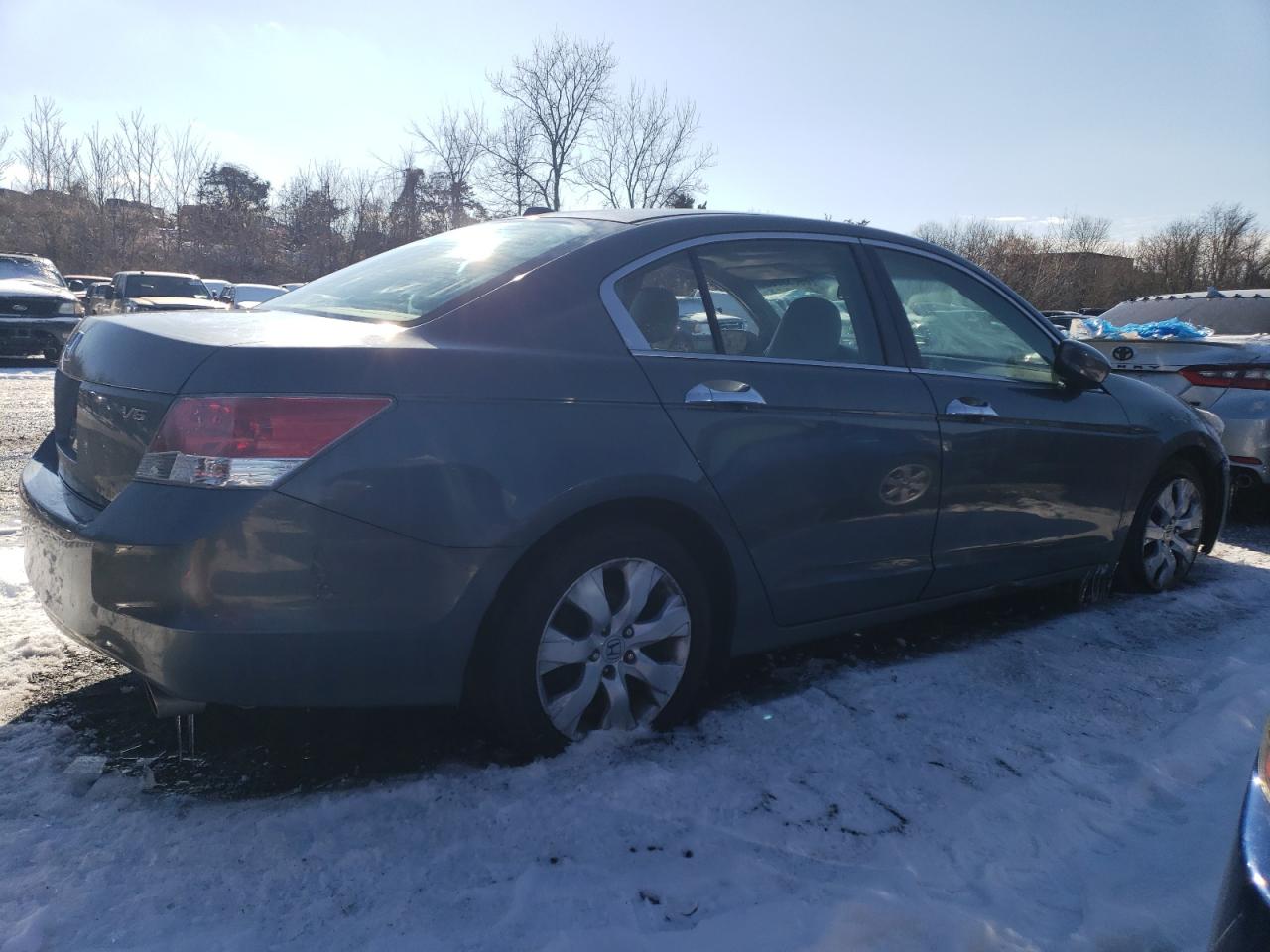 2010 Honda Accord - Image 3
