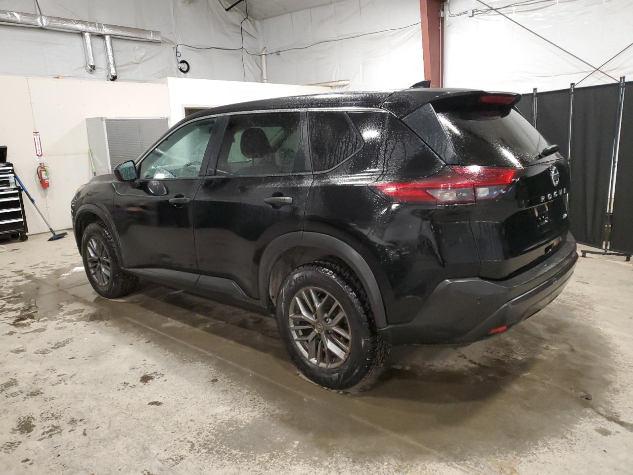 2021 Nissan Rogue - Image 2