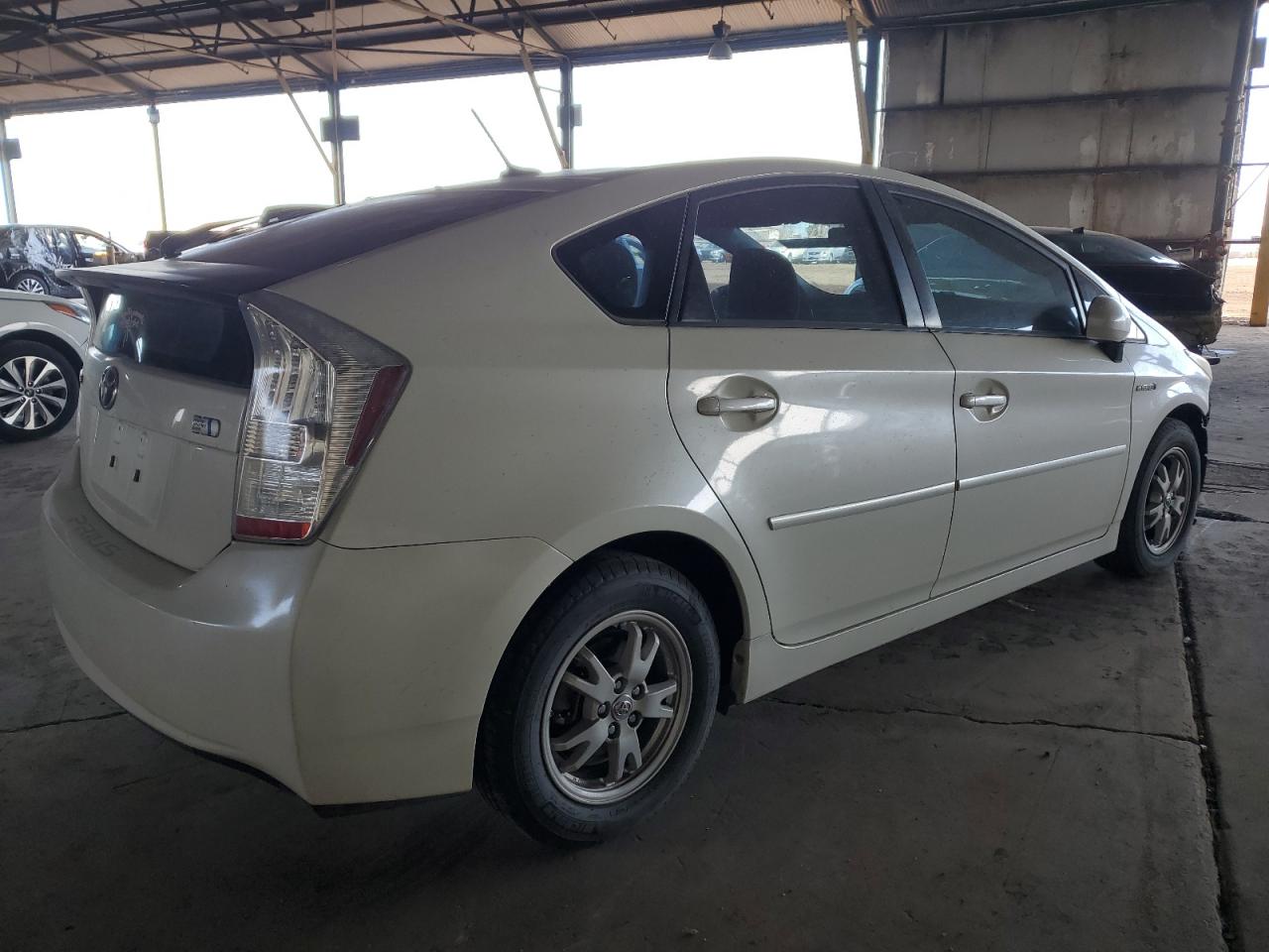 2011 Toyota Prius - Image 3