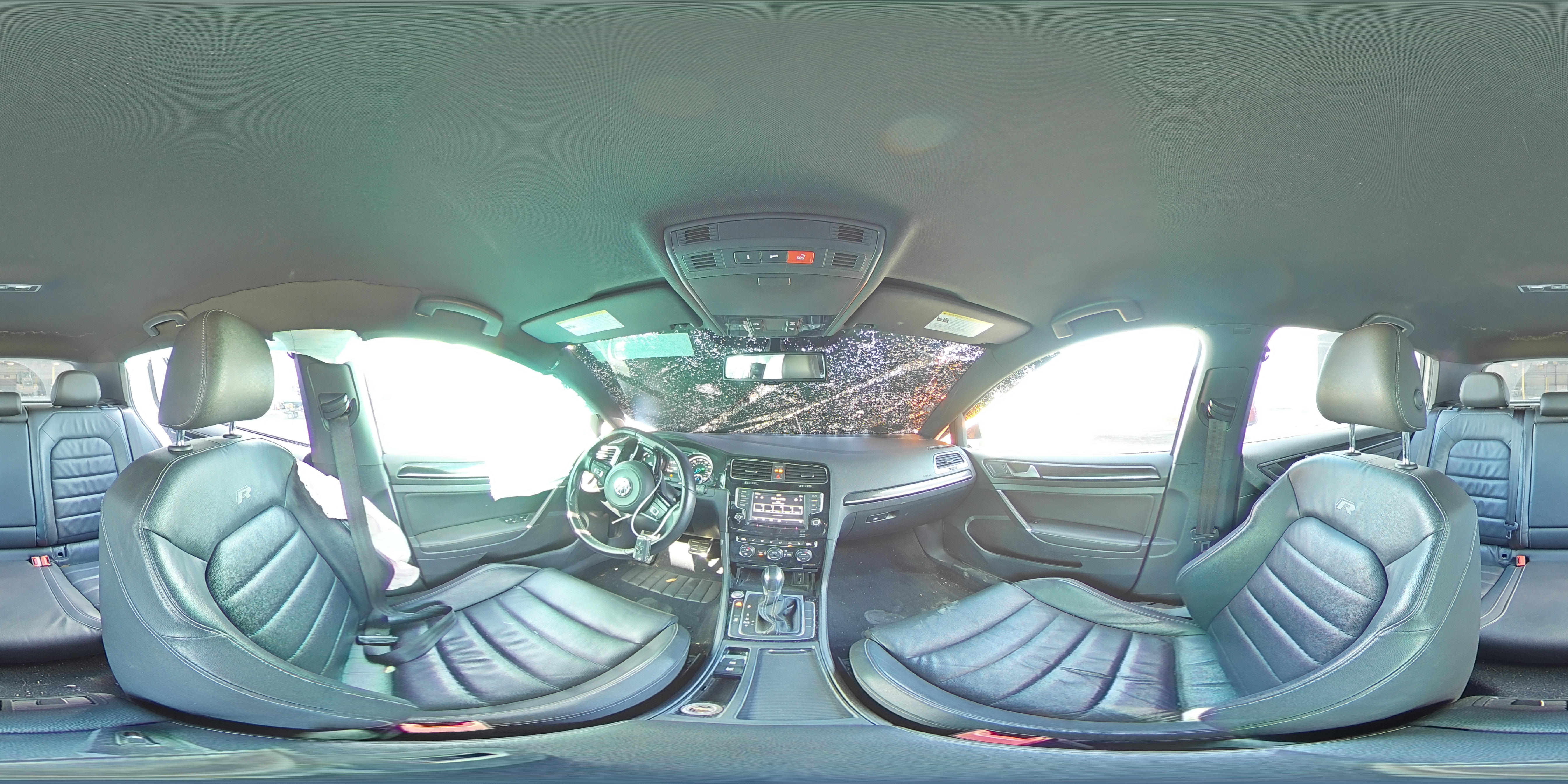 2016 Volkswagen Golf - Image 13