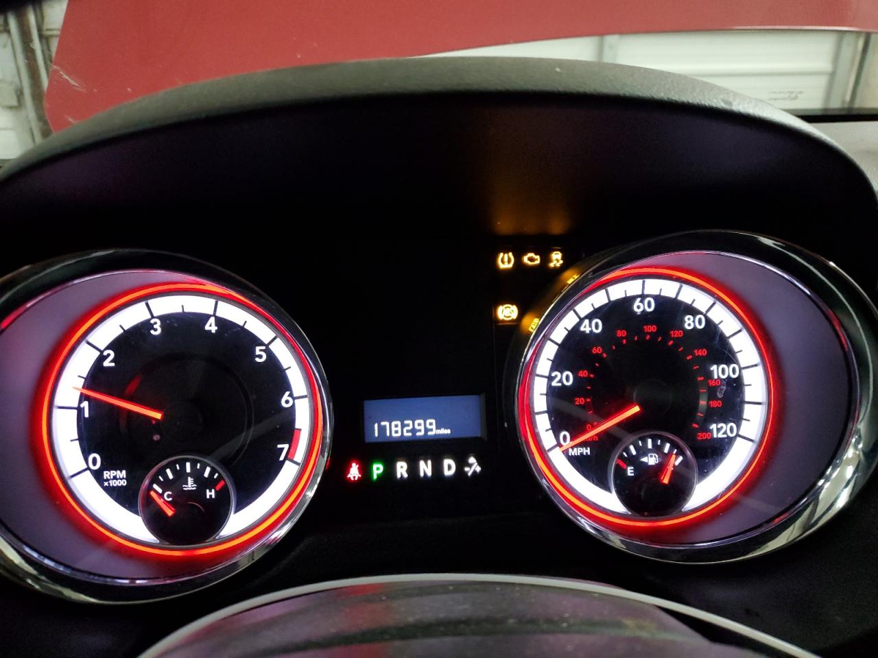 2012 Dodge Caravan - Image 9