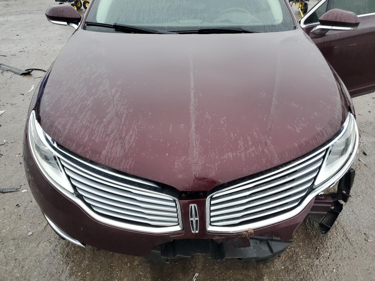 2013 Lincoln MKZ - Image 12