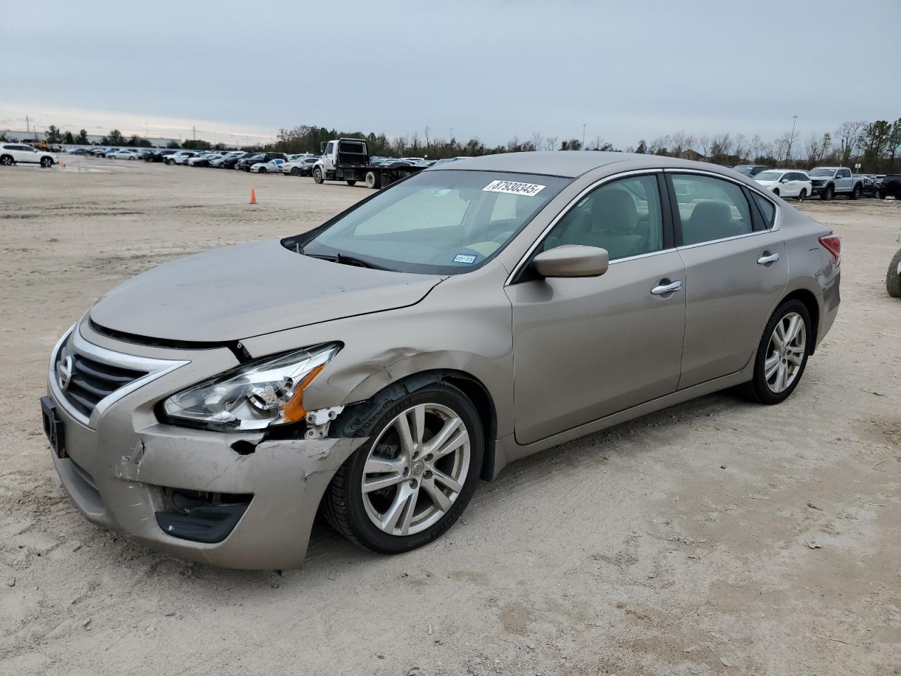2013 Nissan Altima - Image 1