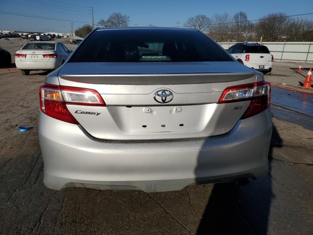 2014 Toyota Camry - Image 6