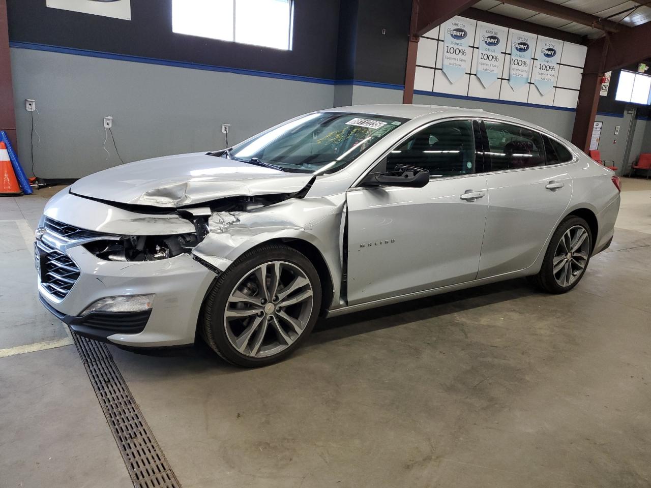 2022 Chevrolet Malibu - Image 1