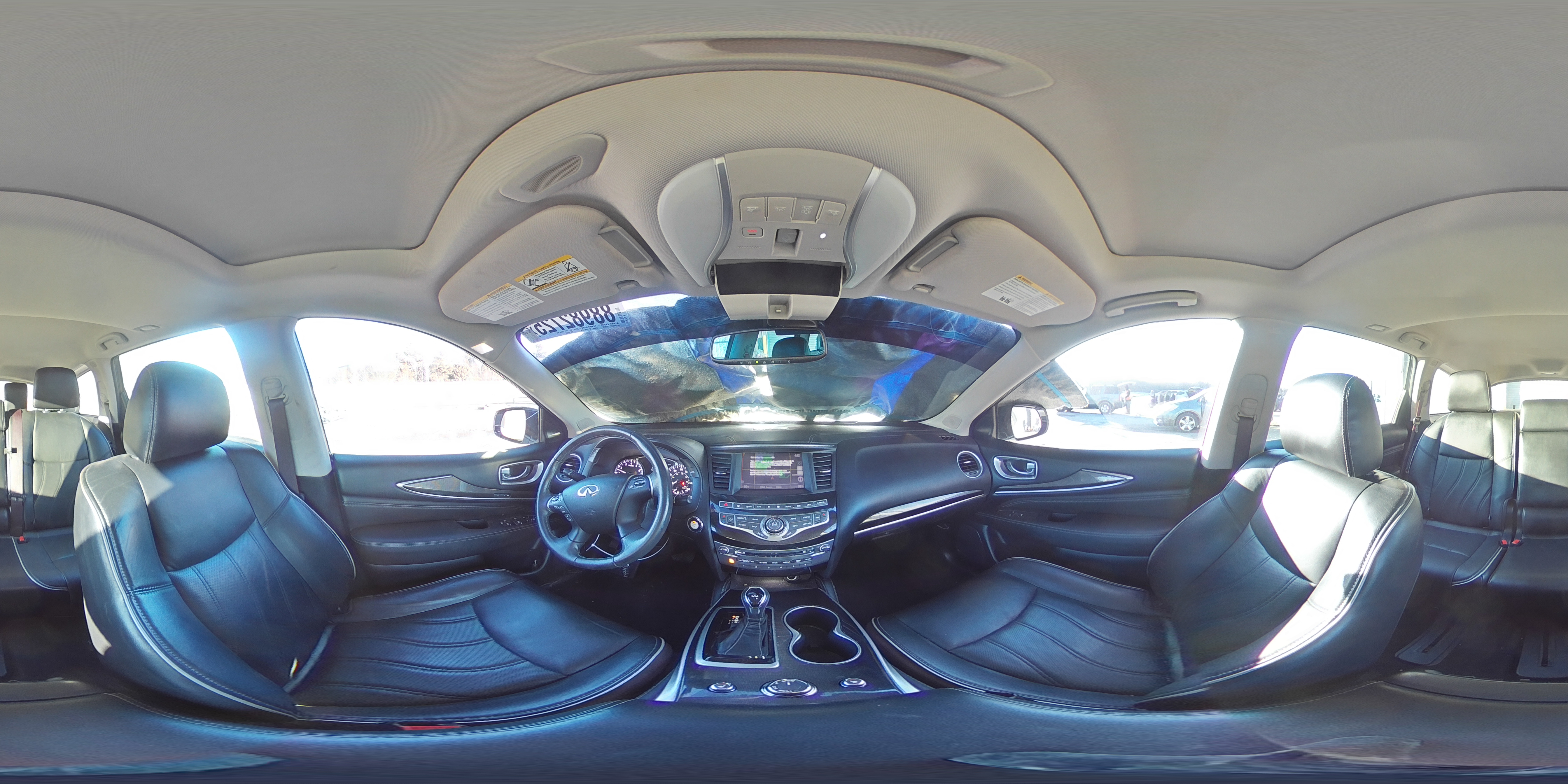 2018 Infiniti QX60 - Image 15