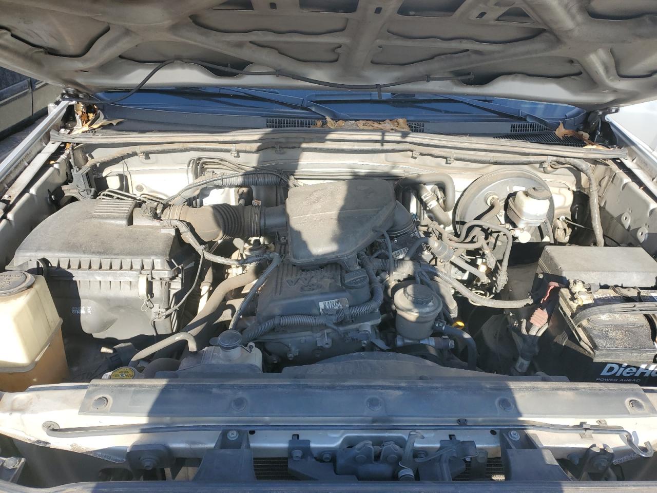 2011 Toyota Tacoma - Image 11