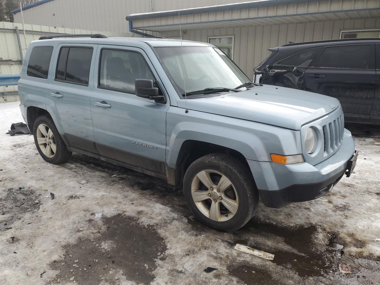 2014 Jeep Liberty (Patriot) - Image 4