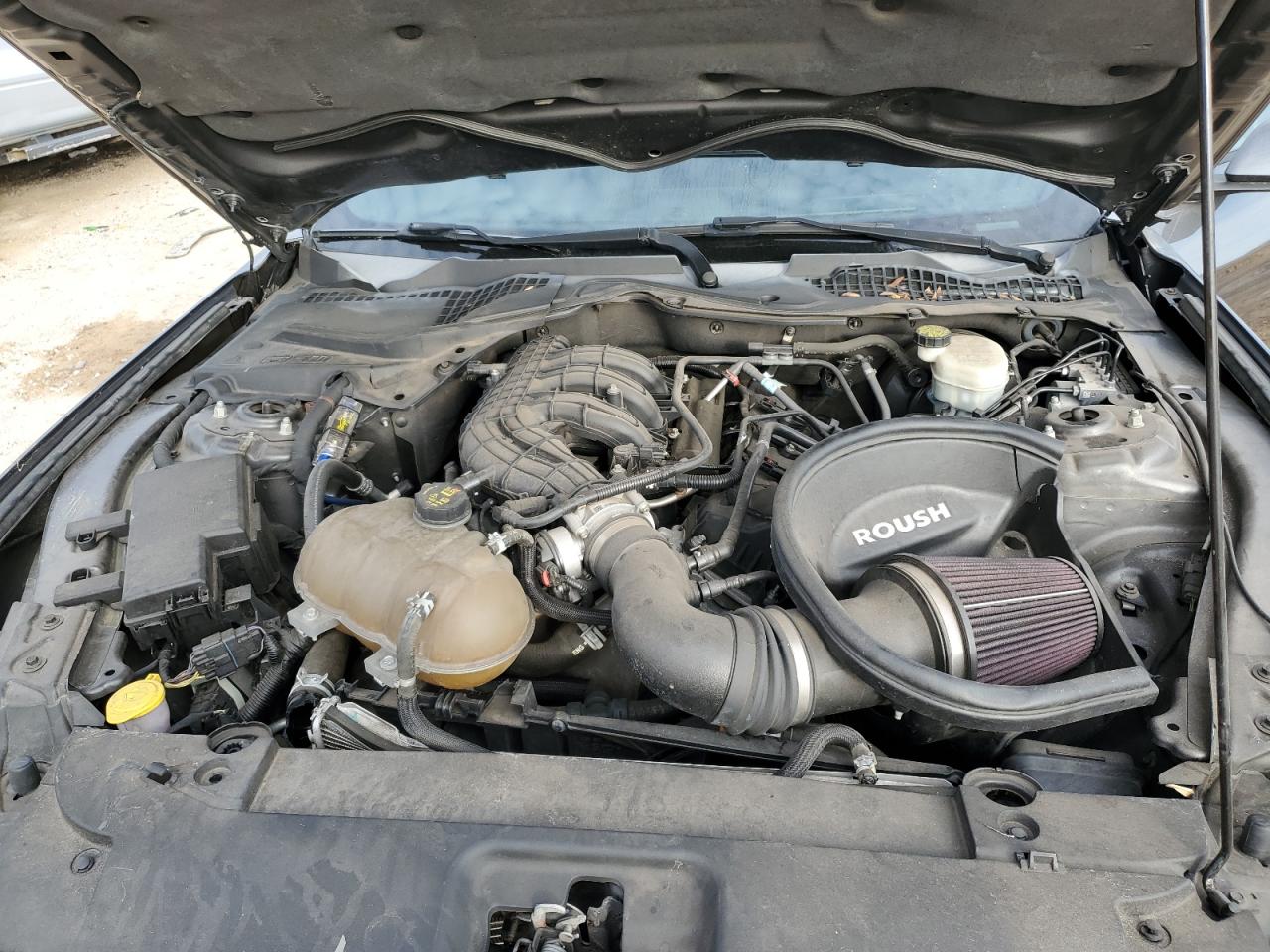 2015 Ford Mustang - Image 11