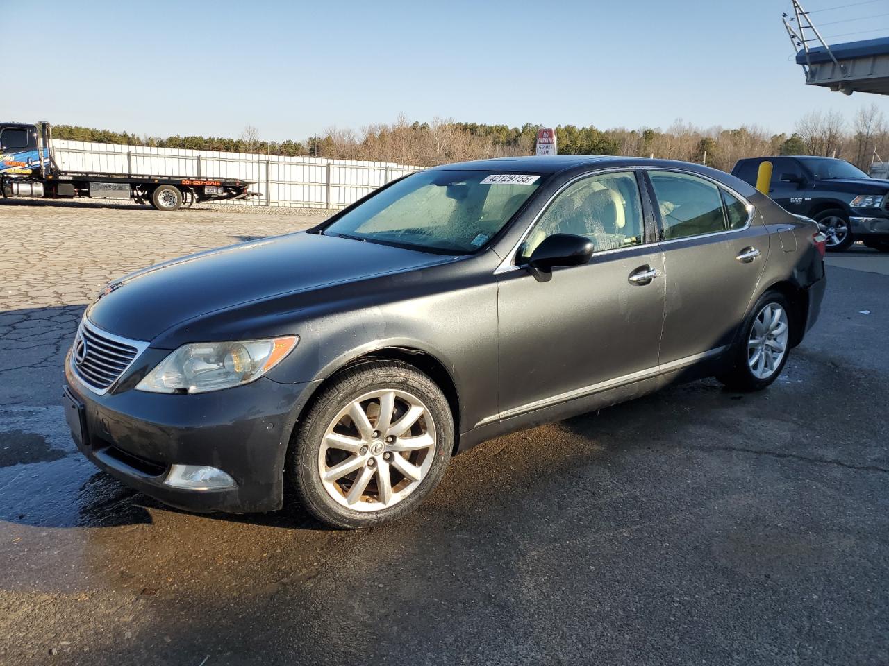 2007 Lexus LS - Image 1