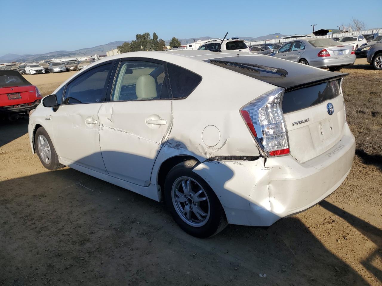 2011 Toyota Prius - Image 2