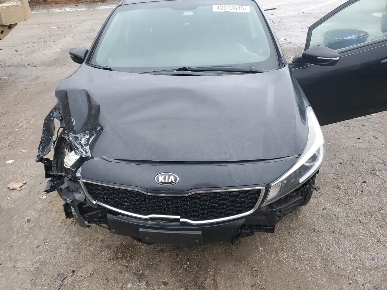 2017 Kia Forte - Image 11