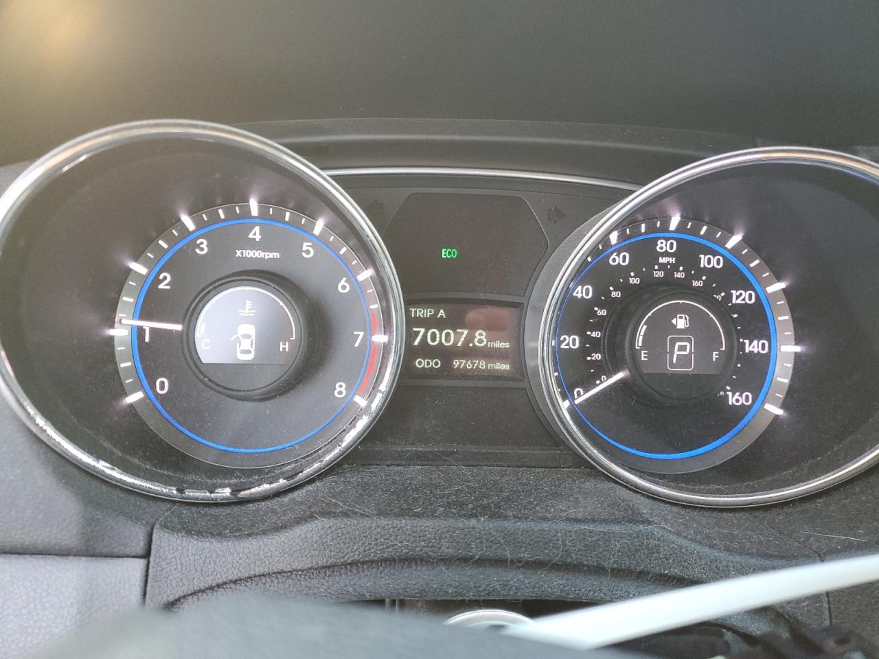 2014 Hyundai Sonata - Image 9