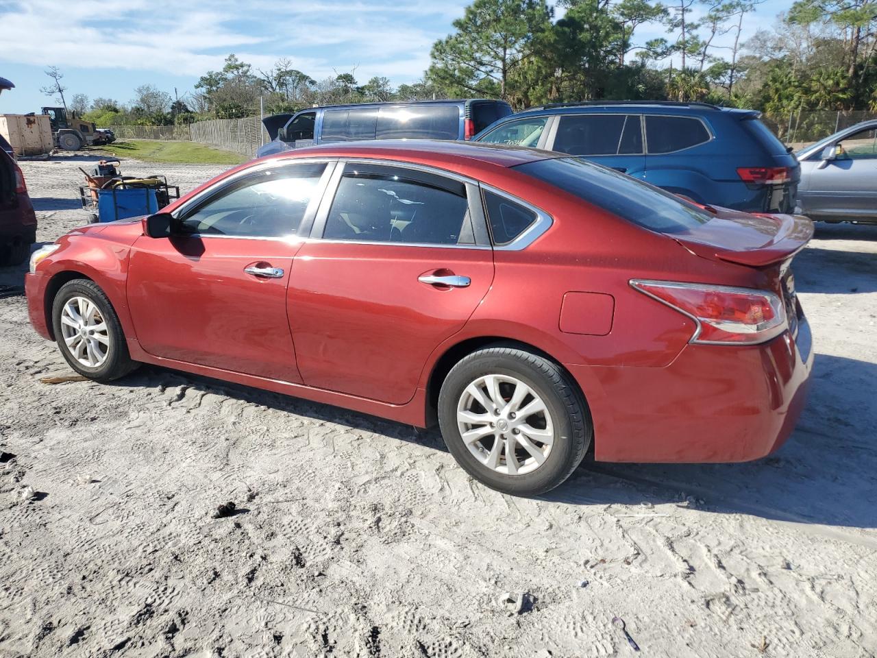 2014 Nissan Altima - Image 2