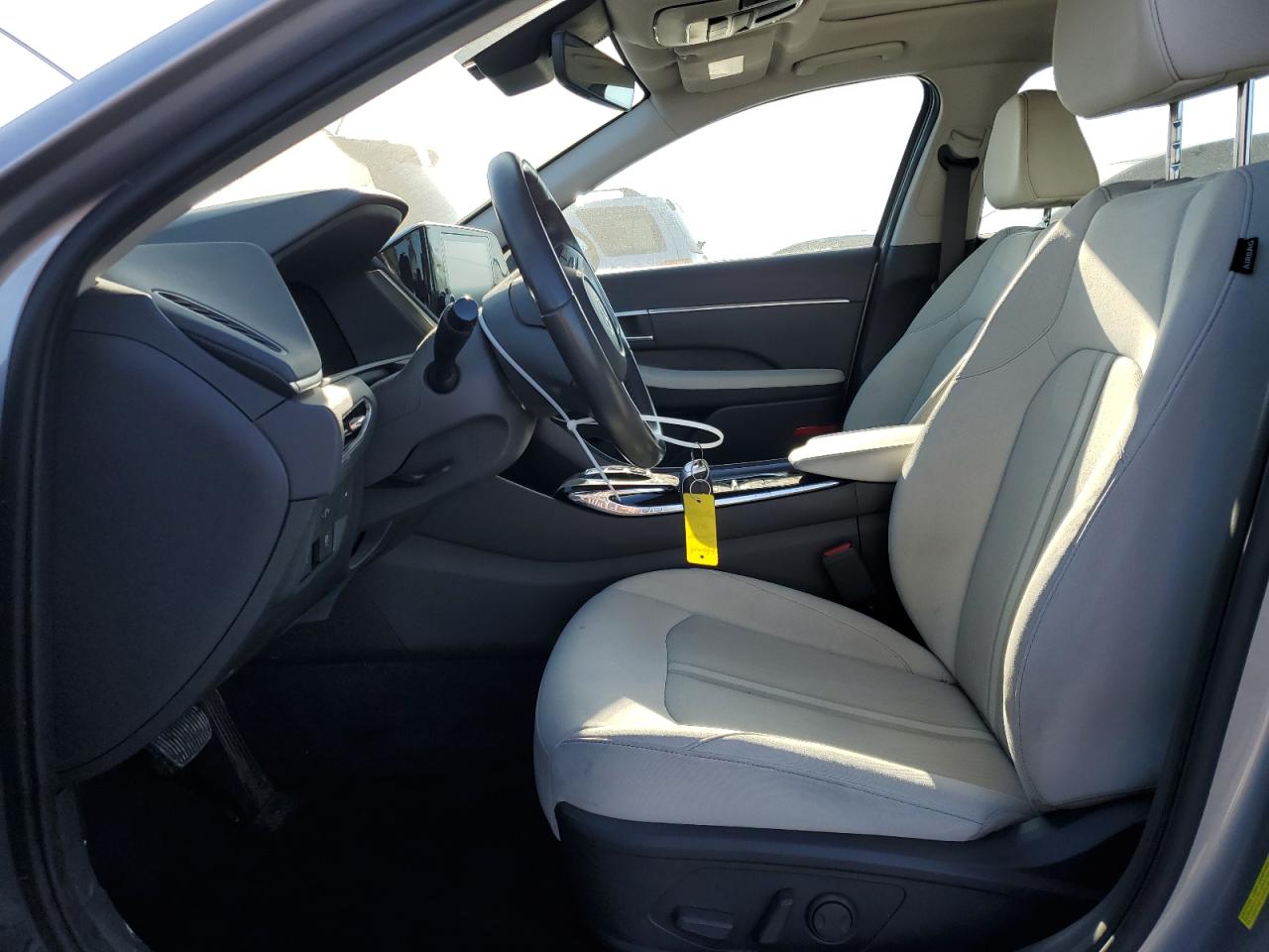 2021 Hyundai Sonata - Image 7