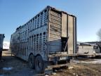 Elgin, IL에서 판매 중인 2014 Merritt Livestock Trailer - Rollover