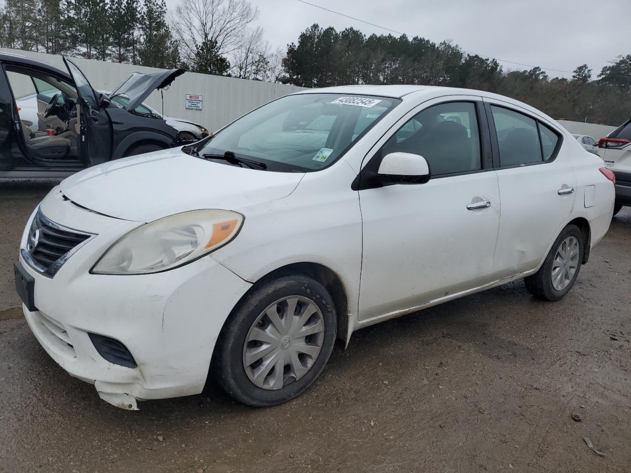 2012 Nissan Versa - Image 1