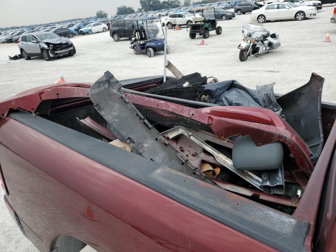 2016 Ram 1500 St VIN: 3C6RR7KT1GG301497 Lot: 87798975