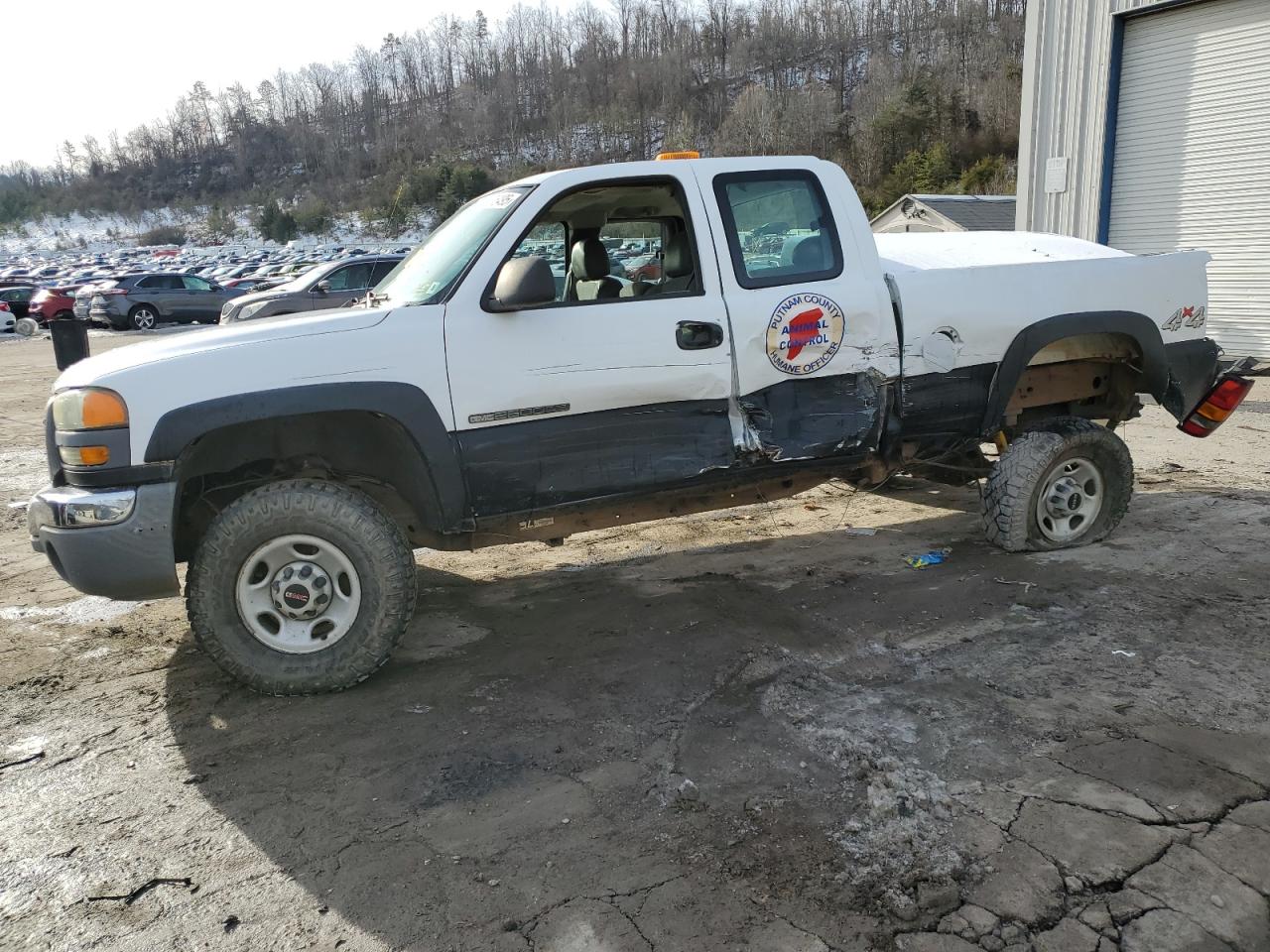 2004 GMC Sierra - Image 1