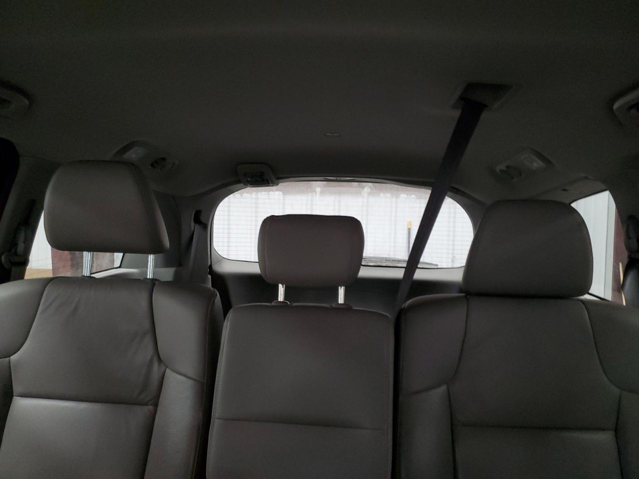 2011 Honda Odyssey - Image 10