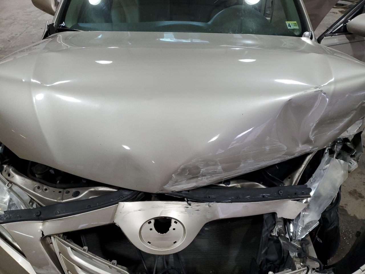 2009 Toyota Camry - Image 12