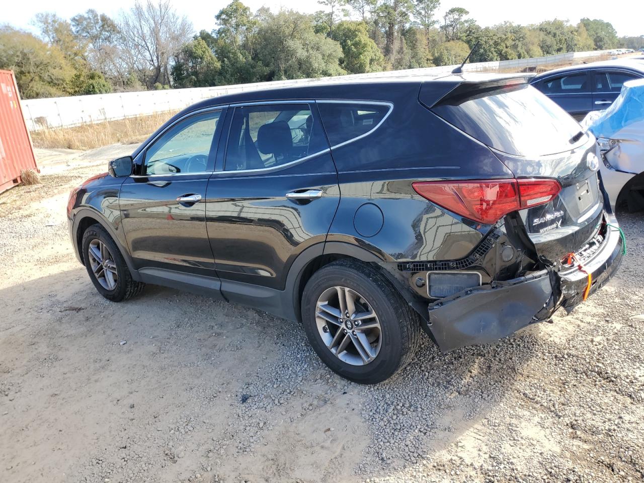 2018 Hyundai Santa Fe - Image 2
