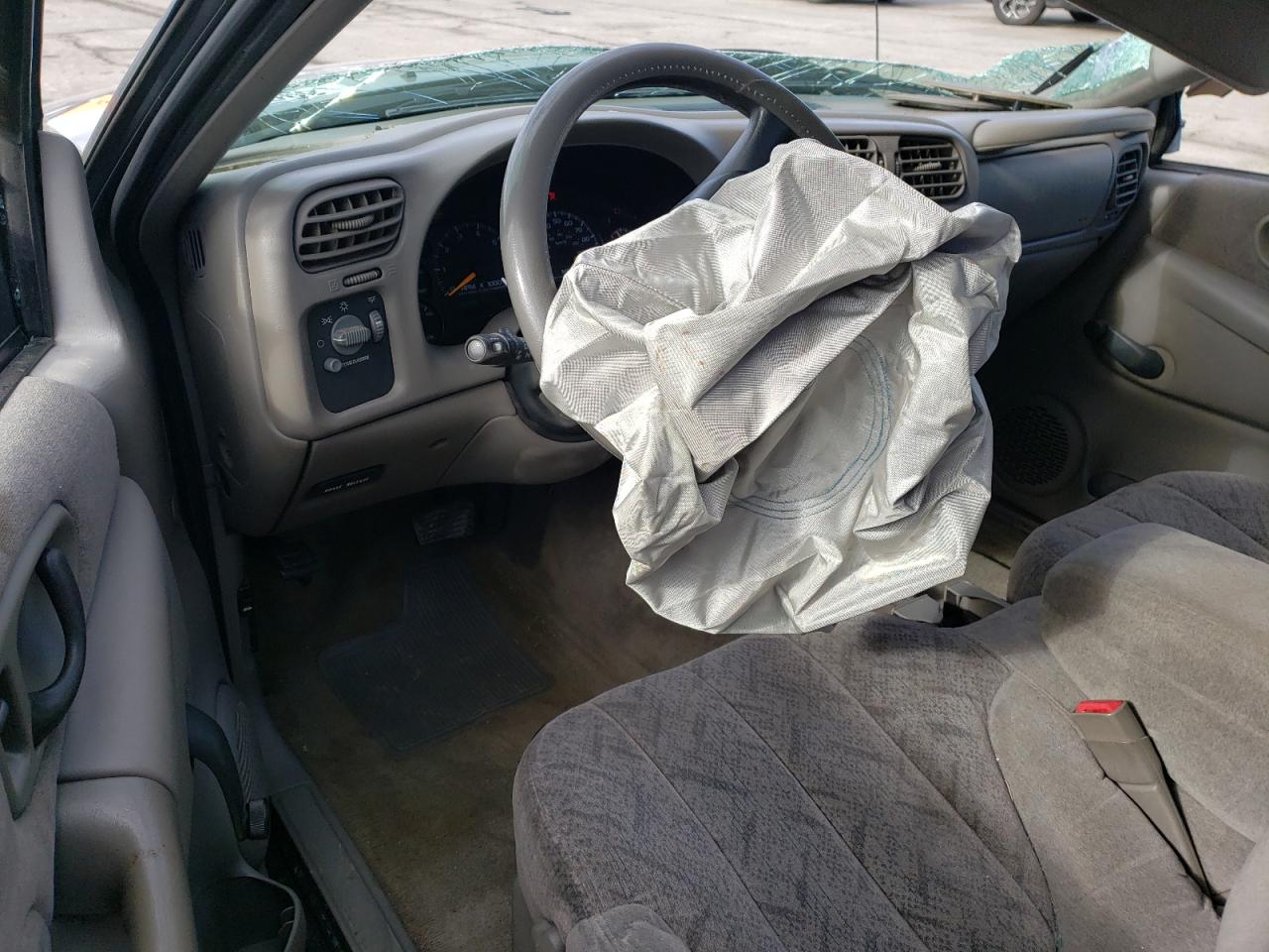 1998 GMC Sonoma - Image 8