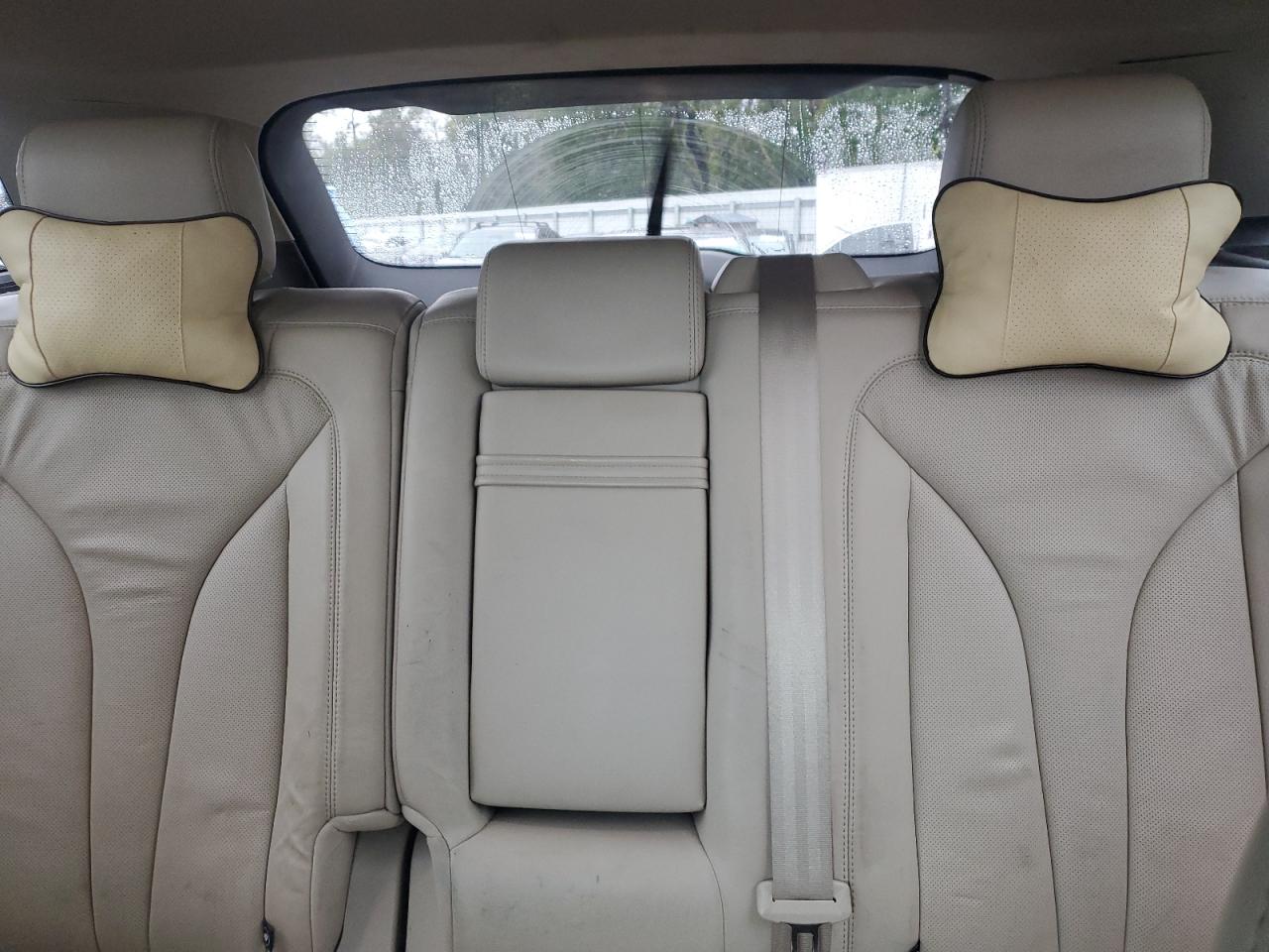 2017 Lincoln MKX - Image 10