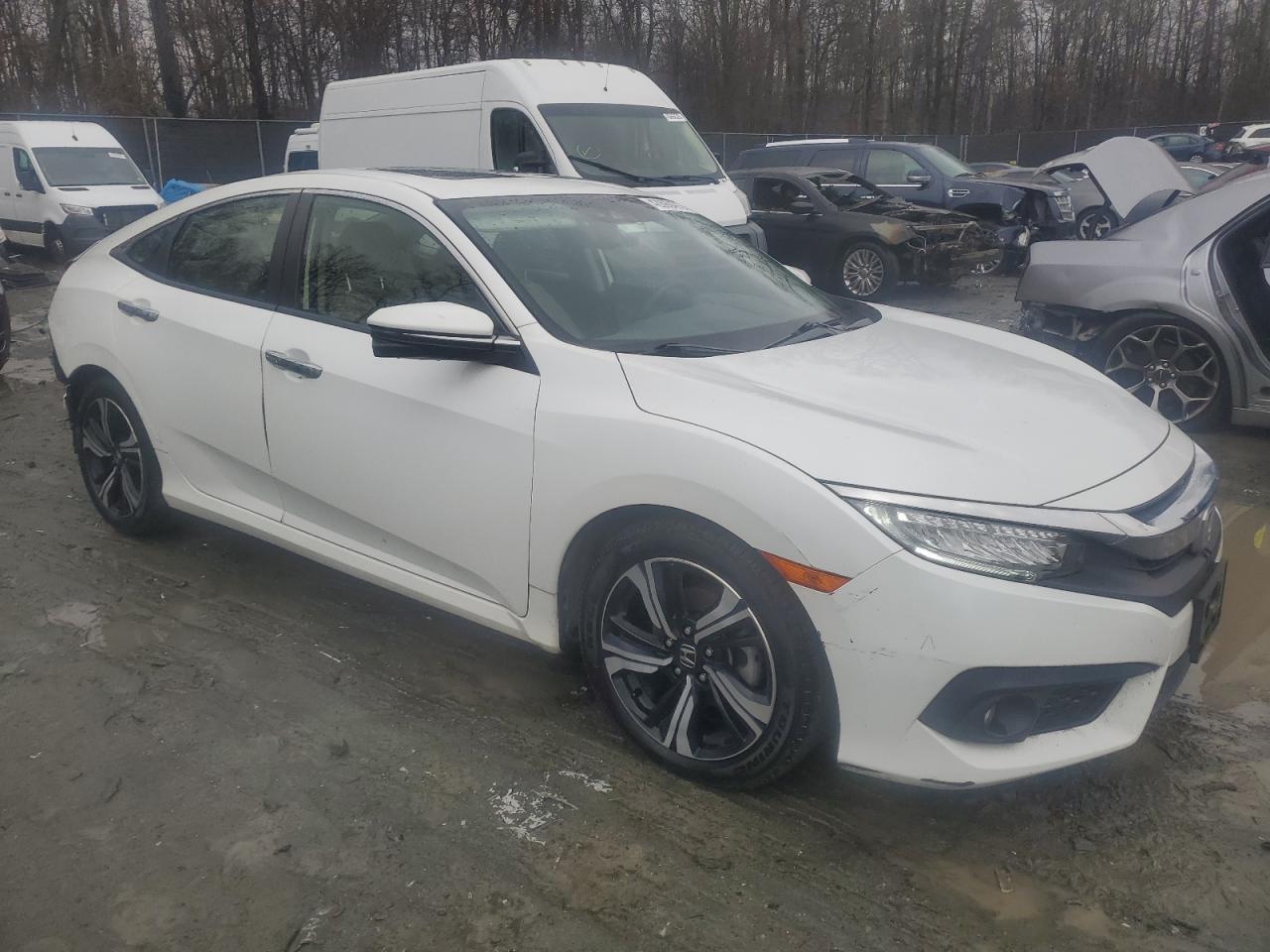 2018 Honda Civic - Image 4