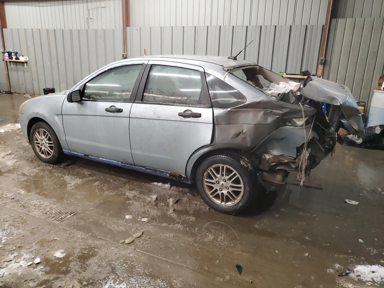 2009 Ford Focus - Image 2