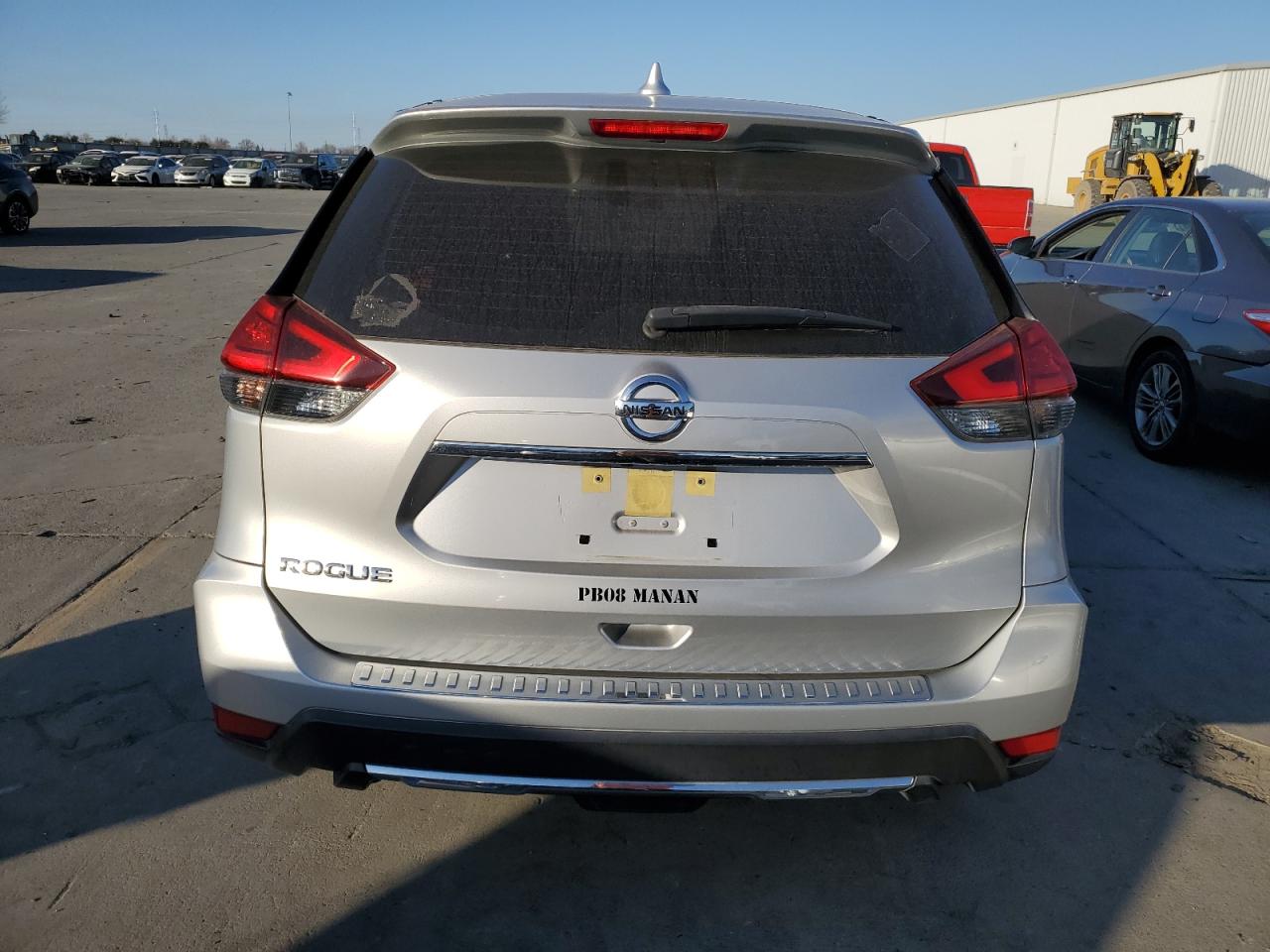 2017 Nissan Rogue - Image 6