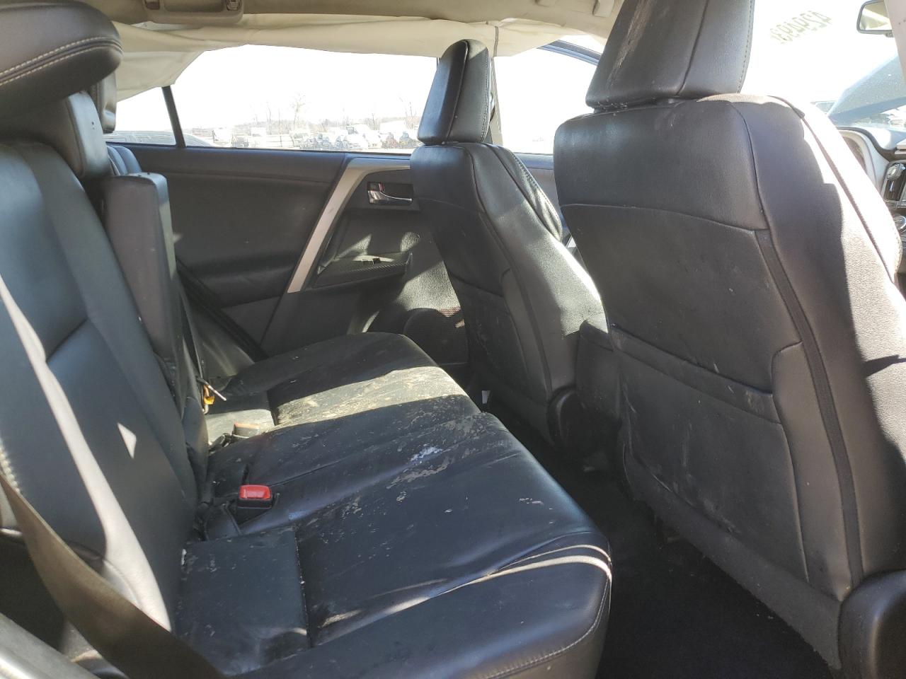 2014 Toyota RAV 4 - Image 11