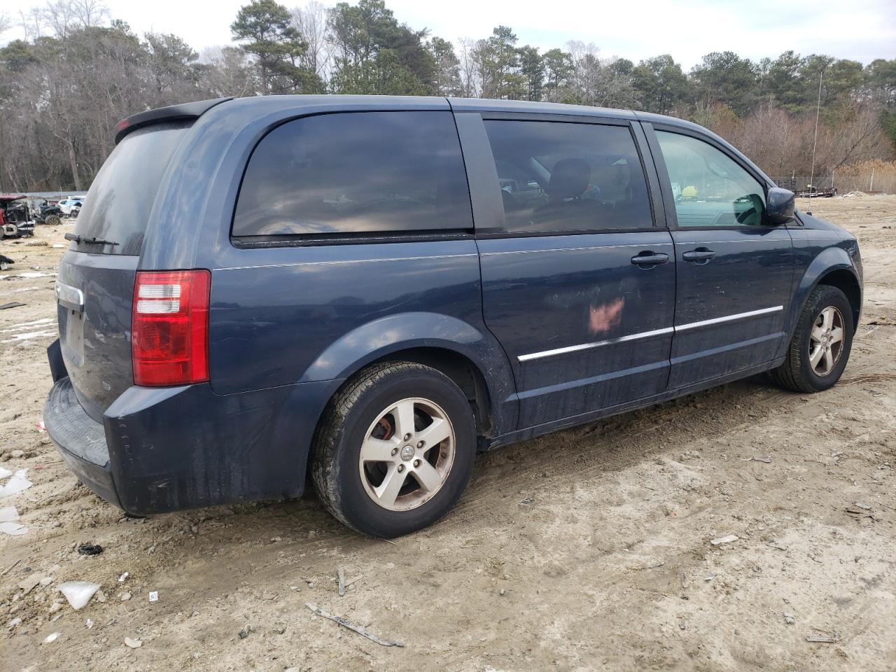 2008 Dodge Caravan - Image 3