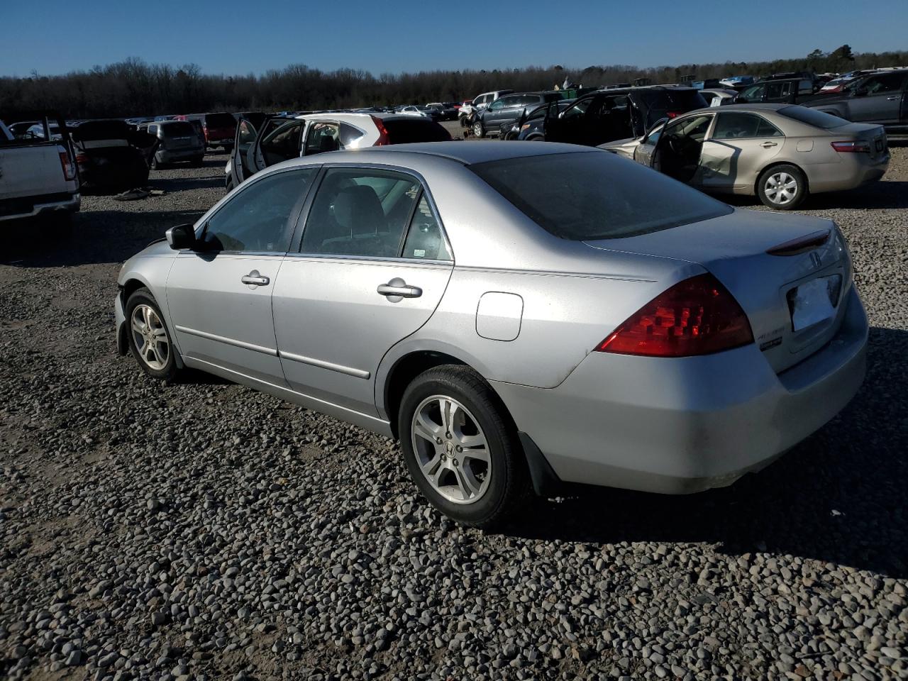 2007 Honda Accord - Image 2