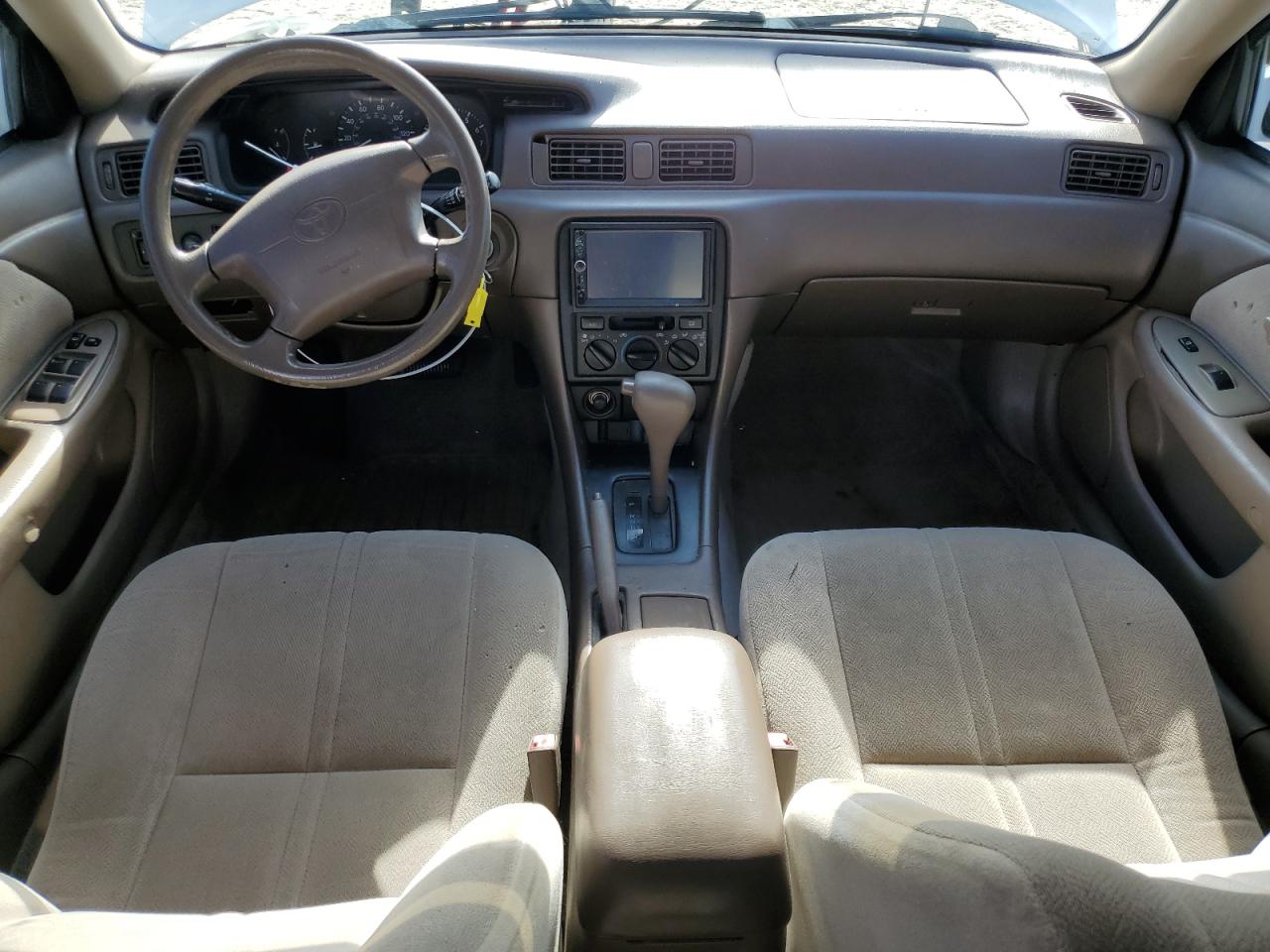 1999 Toyota Camry - Image 8